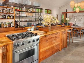 12423 SW 151st St, Vashon WA 98070