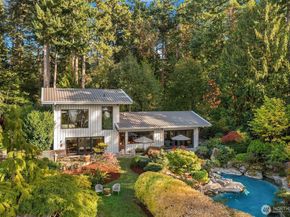12423 SW 151st St, Vashon WA 98070