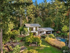 12423 SW 151st St, Vashon WA 98070