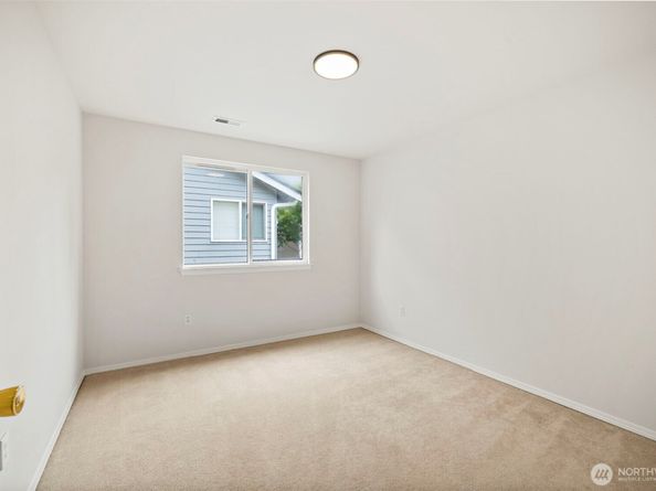 18353 160th Place SE, Renton WA 98058