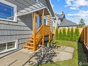 2217 Hoyt Avenue A, Everett WA 98201