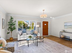 2217 Hoyt Avenue A, Everett WA 98201