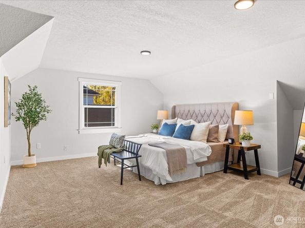 2217 Hoyt Avenue A, Everett WA 98201