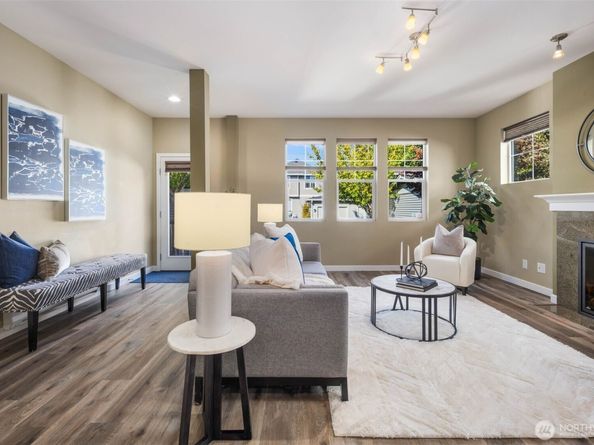 6462 High Point Drive SW, Seattle WA 98126