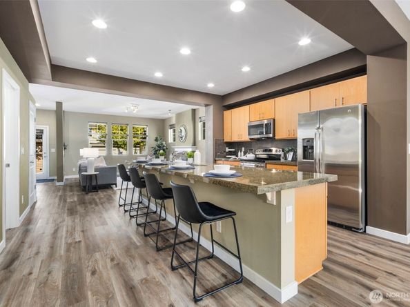 6462 High Point Drive SW, Seattle WA 98126