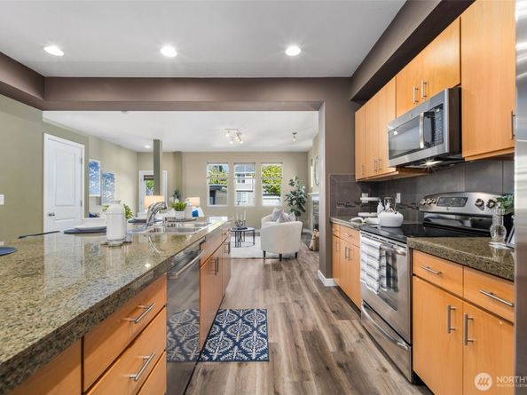 6462 High Point Drive SW, Seattle WA 98126