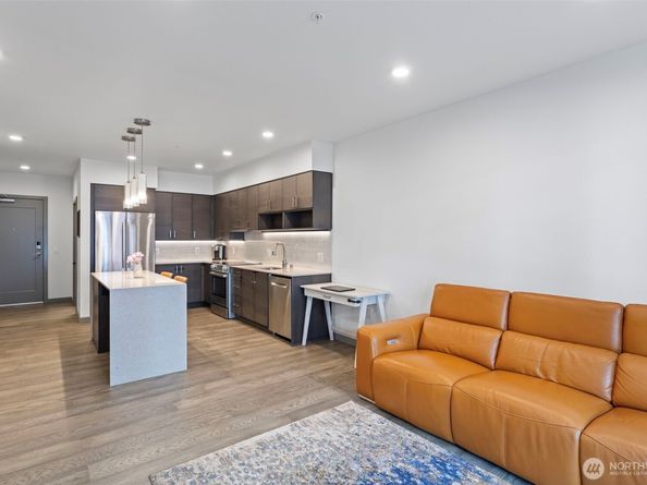 11903 NE 128th Street 220, Kirkland WA 98034