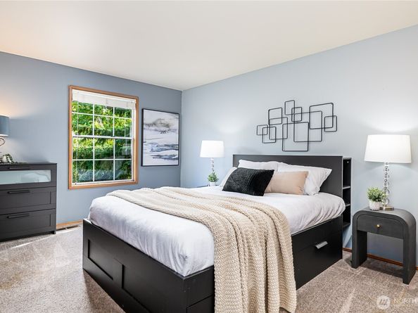 1809 136th Place SE, Bellevue WA 98005