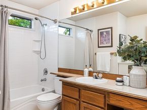 1809 136th Place SE, Bellevue WA 98005