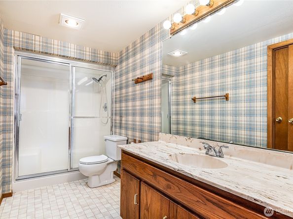 1809 136th Place SE, Bellevue WA 98005