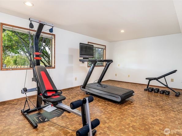 1809 136th Place SE, Bellevue WA 98005