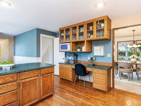 1809 136th Place SE, Bellevue WA 98005