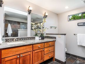 1809 136th Place SE, Bellevue WA 98005