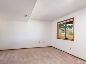 1809 136th Place SE, Bellevue WA 98005