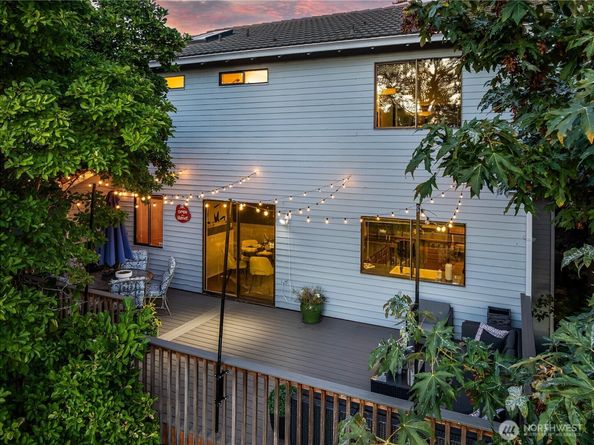 1809 136th Place SE, Bellevue WA 98005