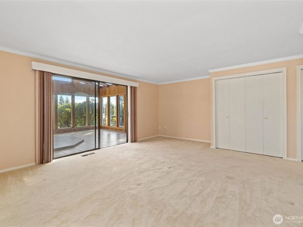 1672 185th Avenue NE, Bellevue WA 98008