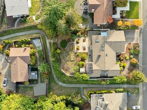 1672 185th Avenue NE, Bellevue WA 98008