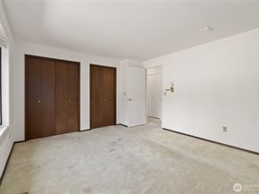 1672 185th Avenue NE, Bellevue WA 98008