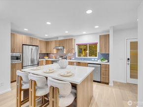 1722 NW 60th Street, Seattle WA 98107
