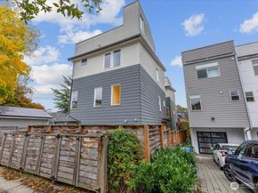 1722 NW 60th Street, Seattle WA 98107