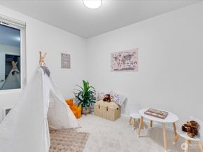 1722 NW 60th Street, Seattle WA 98107