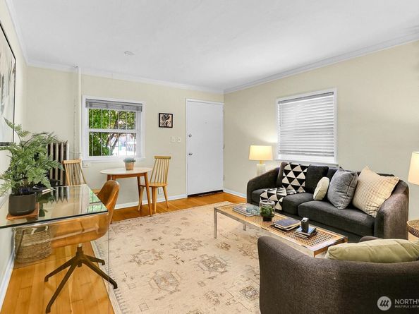 516 E Thomas Street 105, Seattle WA 98102