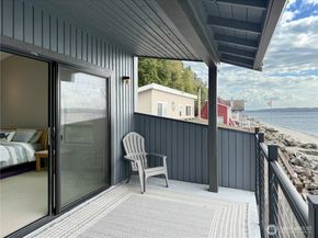 11 H  South Beach, Hat Island WA 98206