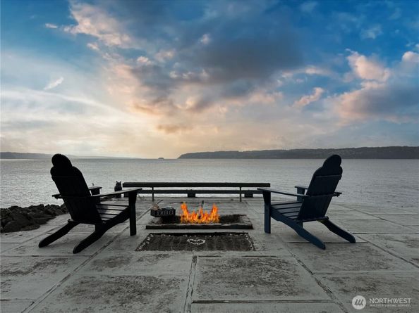 11 H  South Beach, Hat Island WA 98206