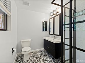 1080 Ridgewood Circle SW, Issaquah WA 98027