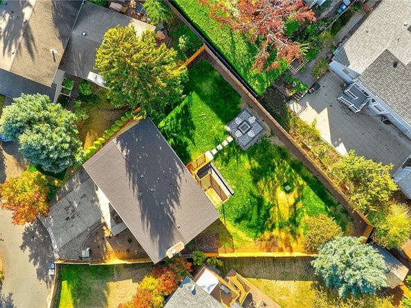 12907 87th Avenue NE, Kirkland WA 98034