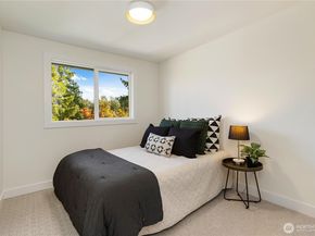 12907 87th Avenue NE, Kirkland WA 98034