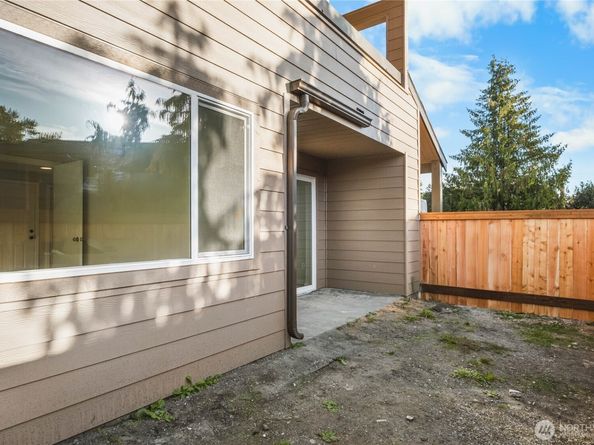 12600 57th Avenue S B104, Seattle WA 98178