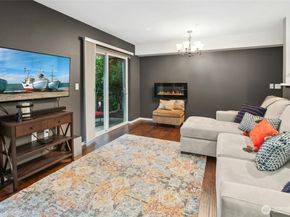 5589 SE Lakemont Blvd SE 1702, Bellevue WA 98006