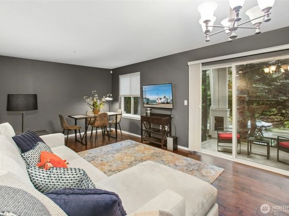 5589 SE Lakemont Blvd SE 1702, Bellevue WA 98006