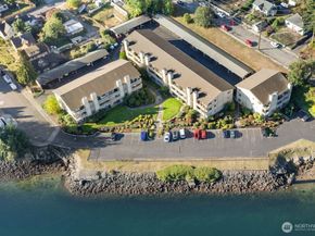 1735 Park Avenue B207, Bremerton WA 98337