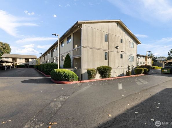 1735 Park Avenue B207, Bremerton WA 98337