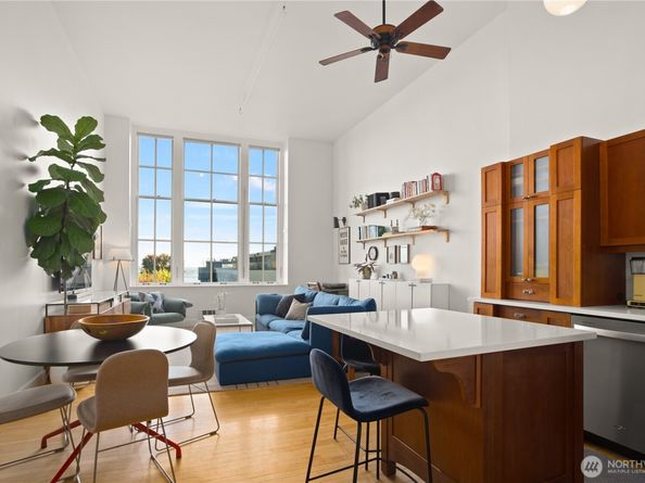 201 Galer Street 304, Seattle WA 98109