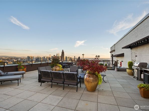 201 Galer Street 304, Seattle WA 98109