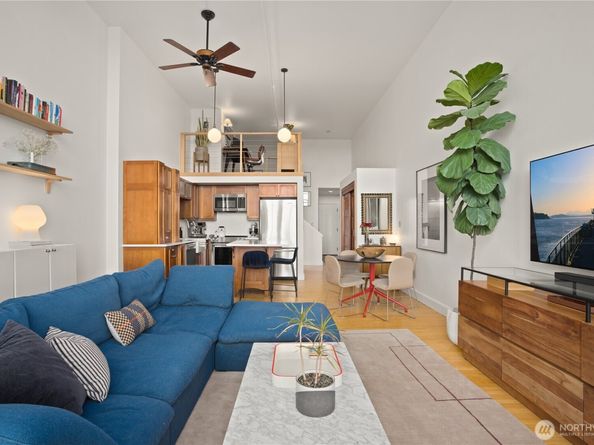 201 Galer Street 304, Seattle WA 98109