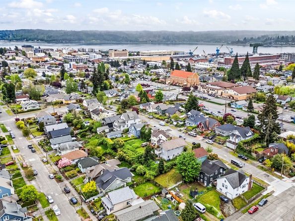 1540 7th Street, Bremerton WA 98337