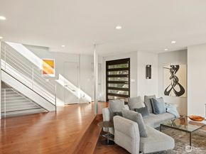 1606 W Lake Sammamish Parkway SE, Bellevue WA 98008