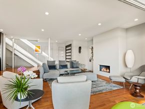 1606 W Lake Sammamish Parkway SE, Bellevue WA 98008