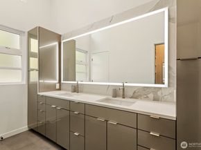 1606 W Lake Sammamish Parkway SE, Bellevue WA 98008