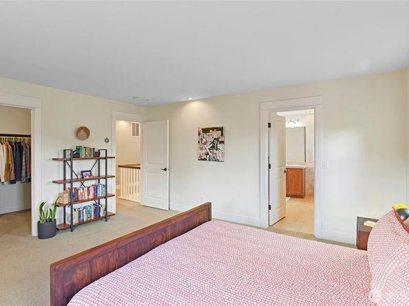 100 NE Peterson Street, Poulsbo WA 98370