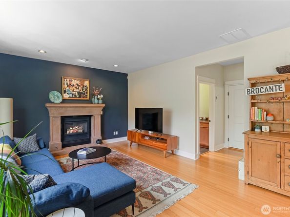 100 NE Peterson Street, Poulsbo WA 98370