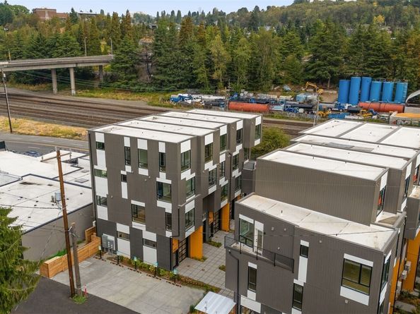 6245 Airport Way S B, Seattle WA 98108