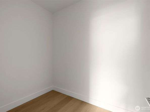 6245 Airport Way S B, Seattle WA 98108