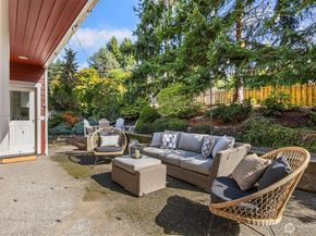 753 Village Circle NW, Bainbridge Island WA 98110