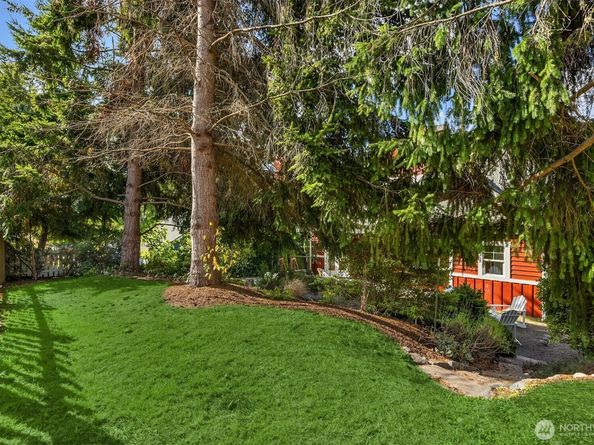 753 Village Circle NW, Bainbridge Island WA 98110