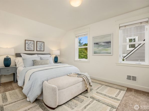 753 Village Circle NW, Bainbridge Island WA 98110